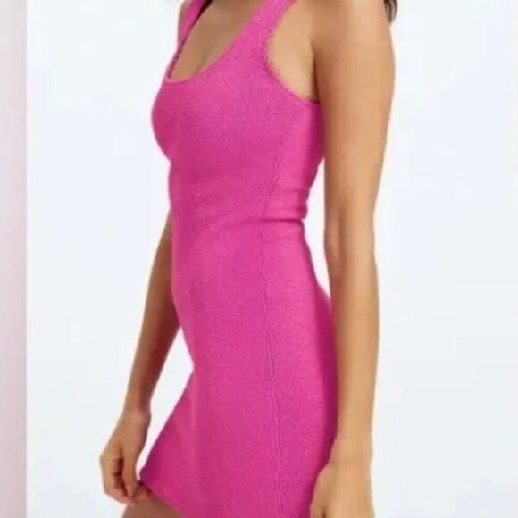Good American Bright pink Always Fit c minidress small/medium NWT - Picture 1 of 16